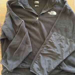 The North Face Black Fleece Pullover